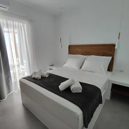 Vila Iraμar Luxury Ii Paros
