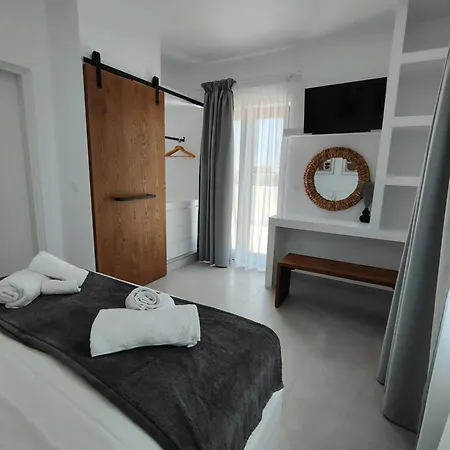Iraμar Luxury Ii Paros 别墅 *
